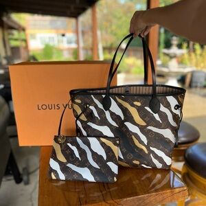 Louis Vuitton Neverfull MM Tote Handbag